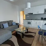 Lizi Apartamento Debrecen